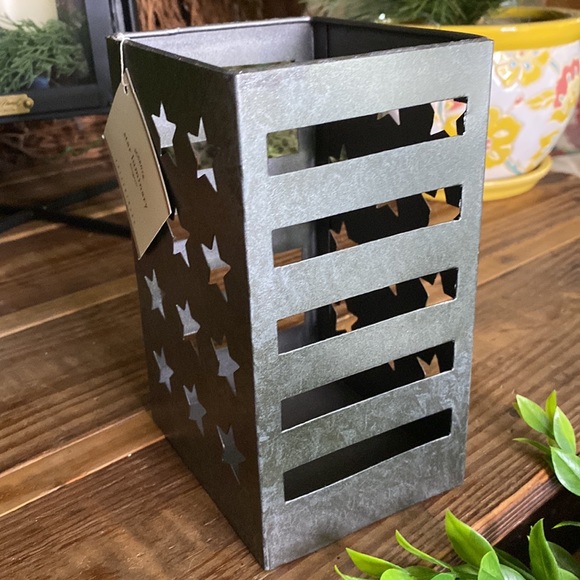 Pottery Barn Galvanized Outdoor Stars and Stripes Luminary - Picture 9 of 16